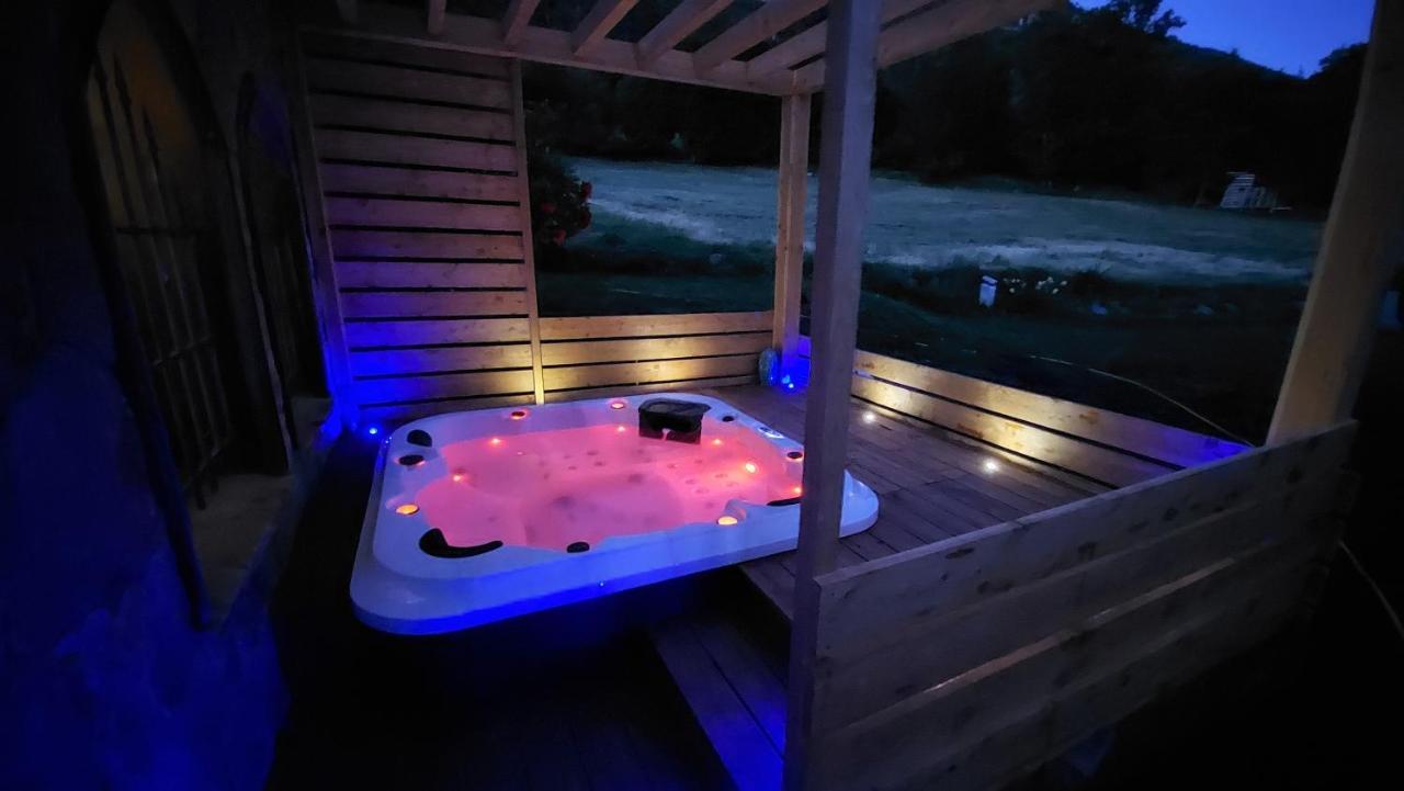 סן-שפרה Chalet Serre Cambeou Piscine&Spa מראה חיצוני תמונה