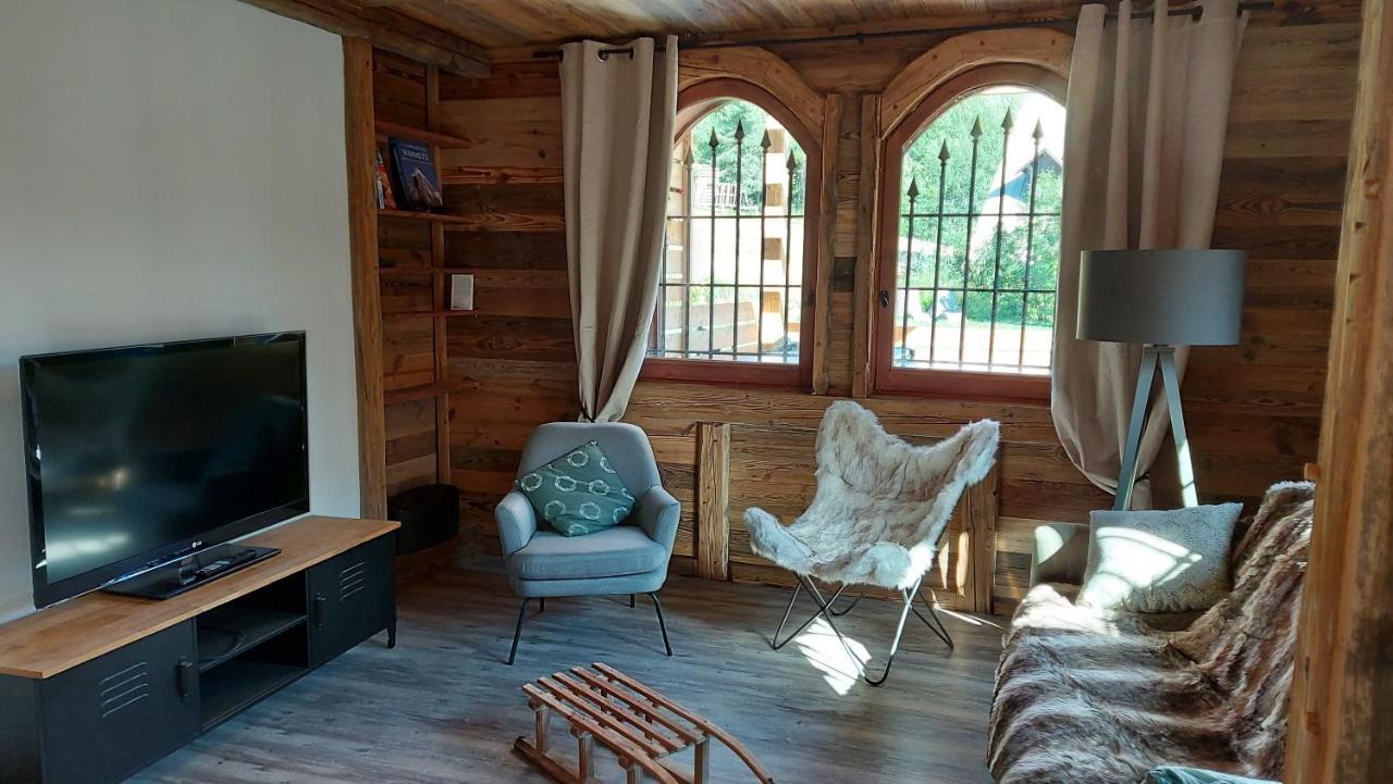 סן-שפרה Chalet Serre Cambeou Piscine&Spa מראה חיצוני תמונה