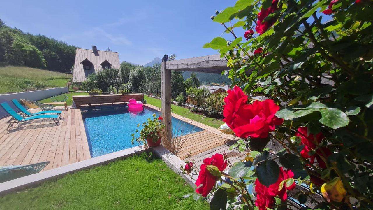 סן-שפרה Chalet Serre Cambeou Piscine&Spa מראה חיצוני תמונה